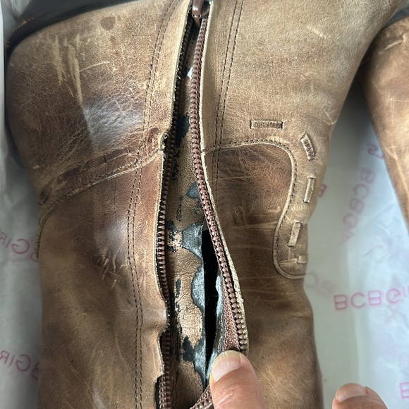 BCBGirls Women’s Taupe Crazy Horse Size 7.5 Boot - Picture 11 of 13